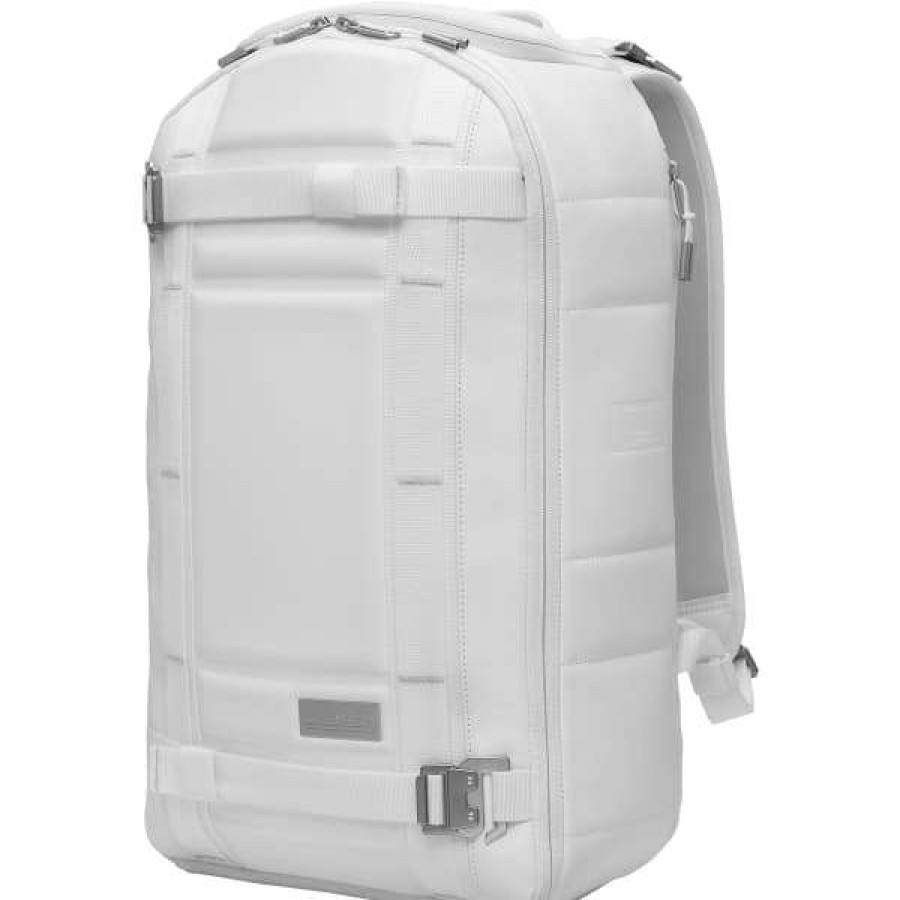 Sacs A Dos Urbain * | Sacs A Dos Urbain Douchebags The Ramverk 21L Backpack Whiteout 22 Blanc