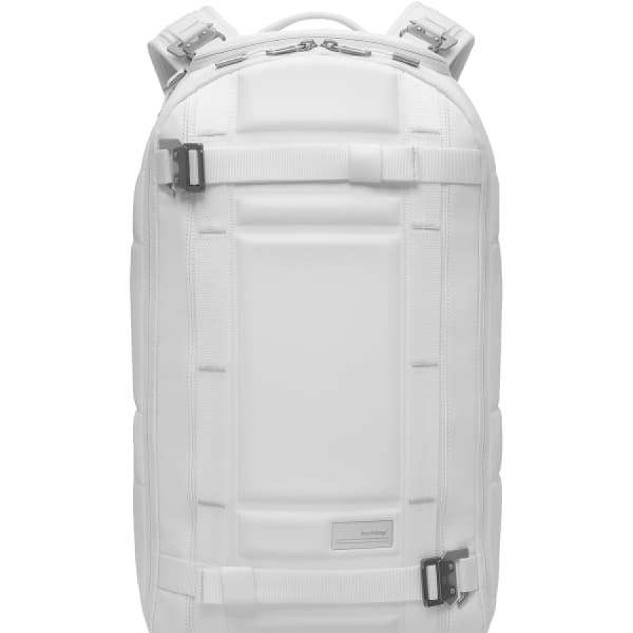 Sacs A Dos Urbain * | Sacs A Dos Urbain Douchebags The Ramverk 21L Backpack Whiteout 22 Blanc